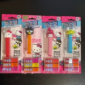 Hello Kitty Pez Set